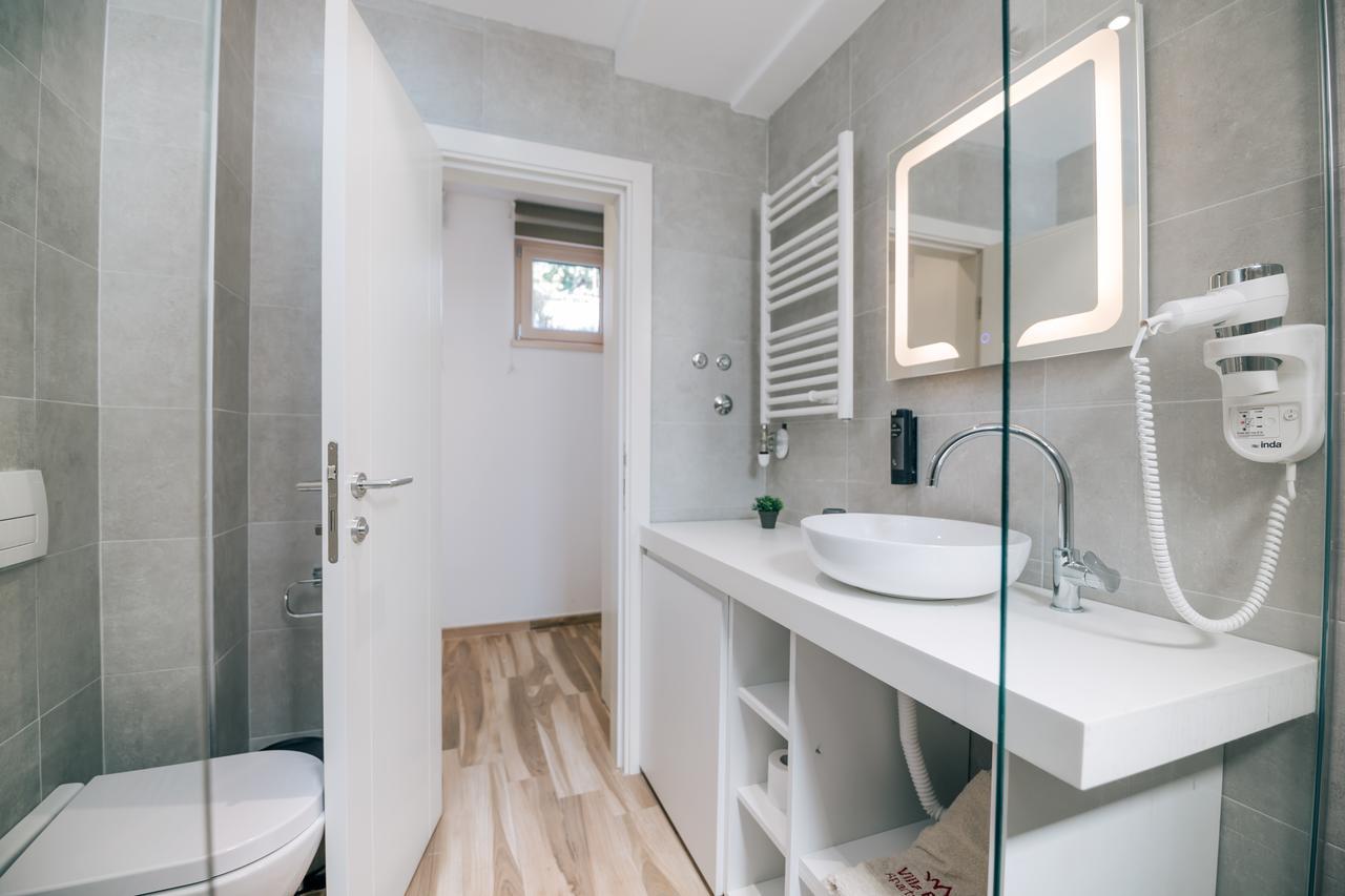 Villa Royal Apartments Tivat Kültér fotó