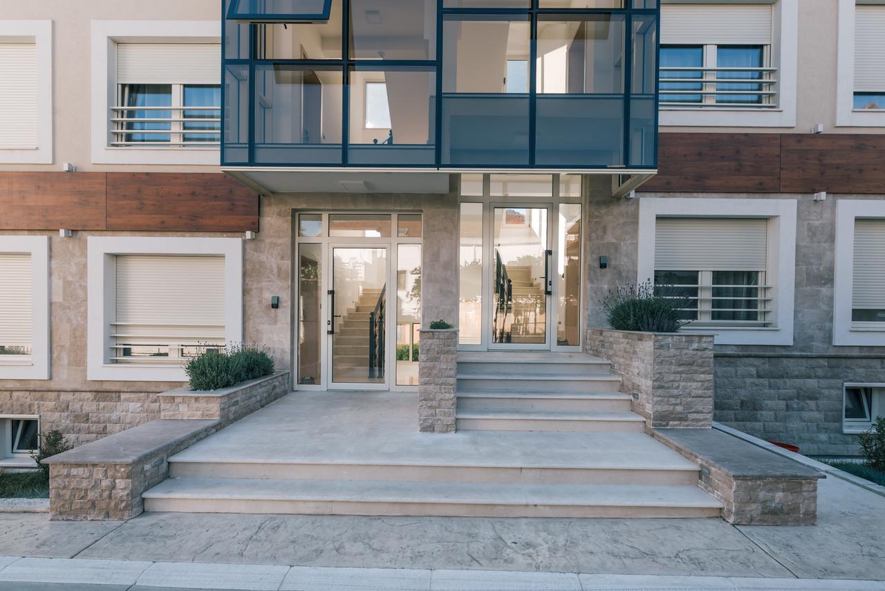 Villa Royal Apartments Tivat Kültér fotó